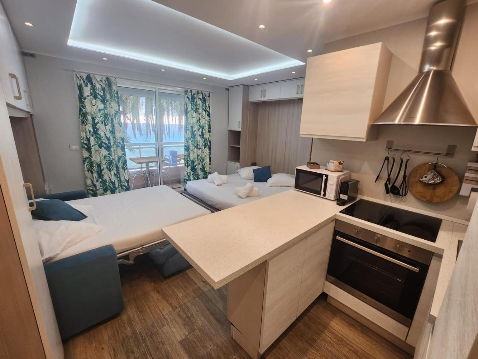 Bluemarine, Studio Vista Mare Ментона Екстериор снимка